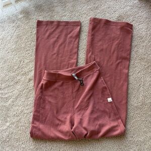 Vuori Women's Track Pants in Dusty Rose